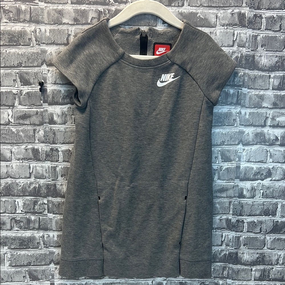 Girl's Nike Gray Short Sleeve Dress‎